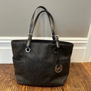 Michael Kors purse shoulder bag
